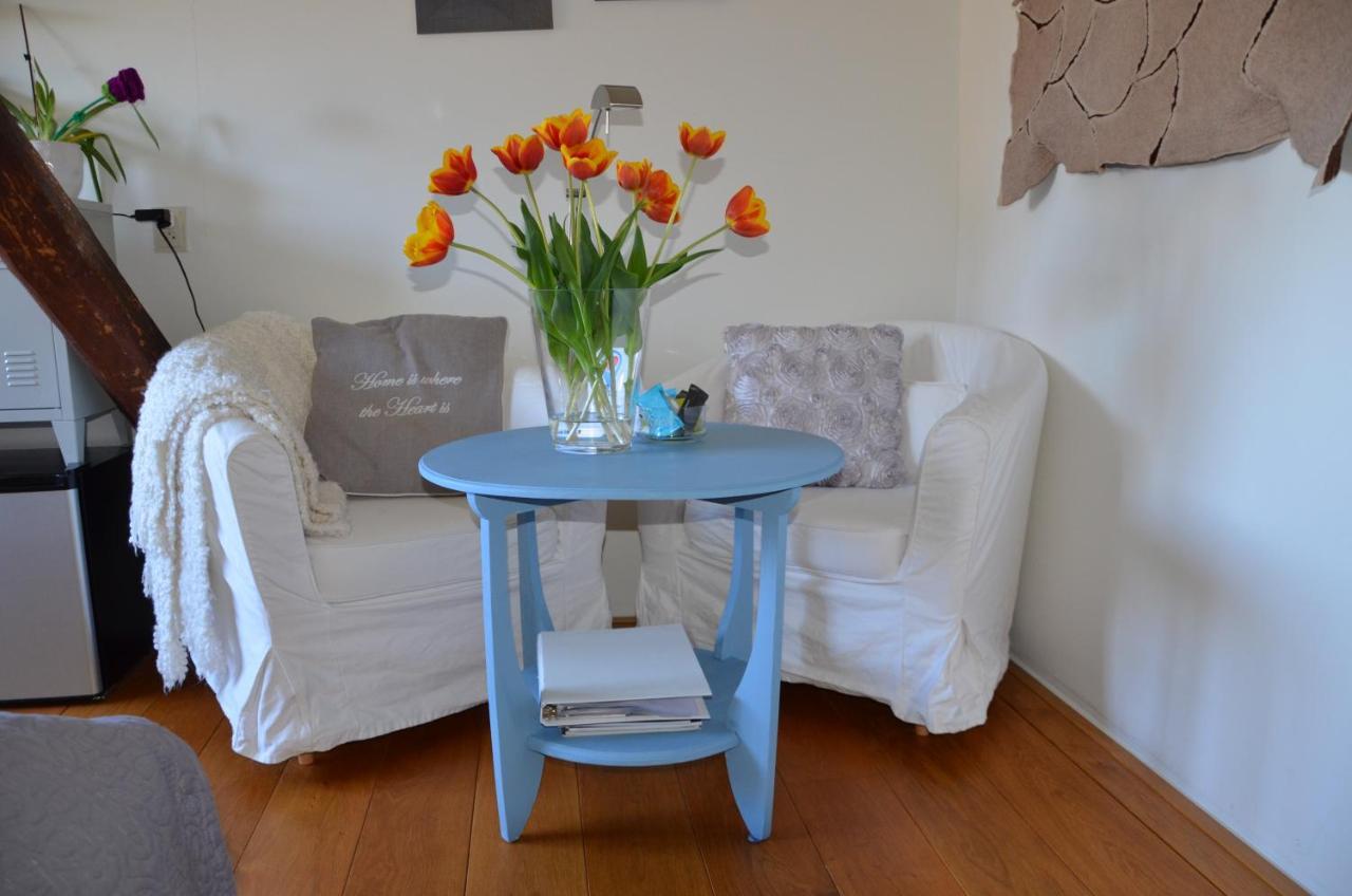 Bed and Breakfast Bloemenhoeve Birdaard Exterior foto